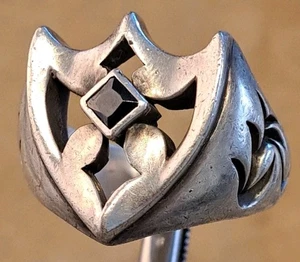 Anillo Banda Vintage ESCUDO FIGURATIVO GÓTICO Plata Esterlina HOMBRE Talla 14.5 BONITO - Imagen 1 de 11