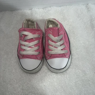 Zapatos de cuna Converse All Star Chuck Taylor rosa niños/bé/bebé talla 2 usados en excelente estado Foto 1 de 4