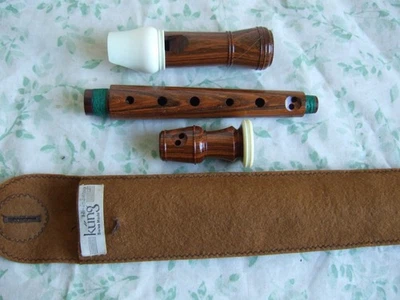 Küng / Kueng  Soprano / Descant Recorder, Classica, Rosewood, no Signs of Use - Image 1 of 4