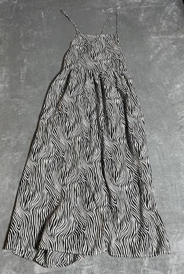 Vestido Levis Para Mujer Pequeño Ondulado Cebra Crema Brulee Estampado Mezcla de Lino Midi Playa Foto 1 de 4