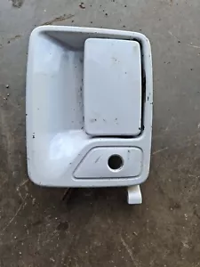 99-16 Ford F250-F350-F450-F550 White Door Handle Exterior Left Front - Picture 1 of 4