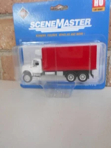 HO Scale Scene Master 949-11391 International (R) 4900 2 Axle Refrigerater Van - Bild 1 von 6