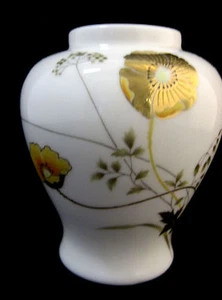 Vase Otagiri Japan Golden Poppy Asian Oriental Pottery 4 Inch Tall White - Imagen 1 de 6