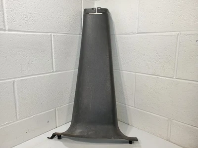 Dodge Durango LH 1998-2003 pilar B inferior moldura interior negro gris oscuro Foto 1 de 4