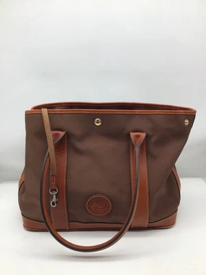 Bolso de Mano Dooney & Bourke Layla de Nylon con Borde de Cuero - Se ve Nuevo Foto 1 de 4