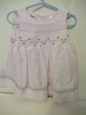W) Girls White Hand Smocked Dress Size 18 Moths BT Kids - Image 1 of 4