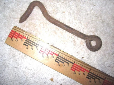 ANTIQUE VINTAGE 5" RUSTIC GATE, BARN DOOR, SHED, HOOK, LOCK, LATCH Cover