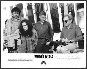 Wayne's World Lorne Michaels Original 1992 On Set Photo Penelope Spheeris - Picture 1 of 1