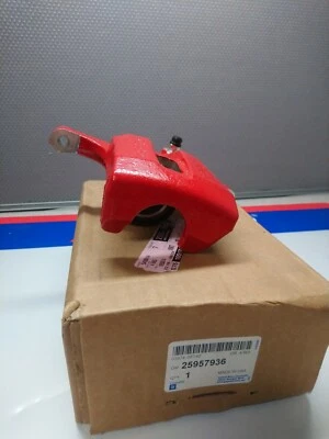 Pinza de freno Hummer H3 Championship Edition GM roja lado del conductor GM Foto 1 de 3