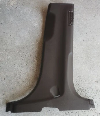 2013-2016 HYUNDAI SANTA FE SPORT RIGHT SIDE B PILLAR LOWER TRIM COVER PANEL OEM - Image 1 of 4