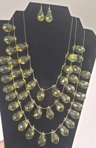 Vtg Green Quartz Checker Cut Necklace 3 strands With Matching Pierced Earrings - Picture 1 of 14
