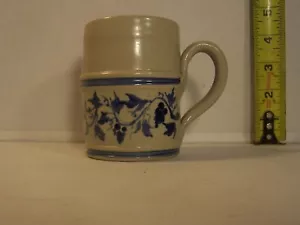 Taza de cerámica Williamsburg azul cobalto floral esmalte de sal gres 2000 usada en excelente estado - Imagen 1 de 8