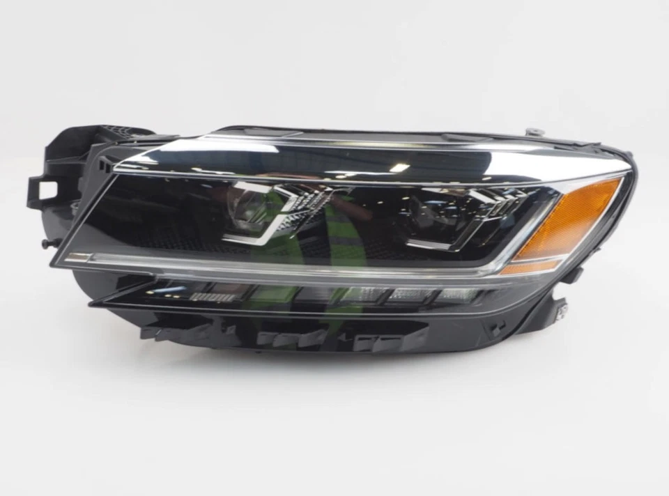 Genuine VW Passat 4Motion Variant Santana A33 Led Headlight Left 561941035B - Изображение 1 из 1