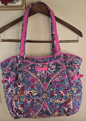 Vera Bradley Iconic Glenna Shoulder Bag – Vibrant Floral Quilted Satchel (NWT) - Image 1 of 4