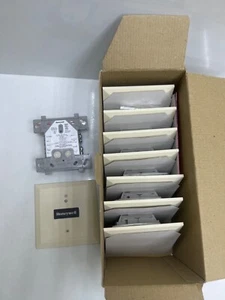 1PZ NUOVO | MODULO DI CONTROLLO HONEYWELL TC810R1024 - Foto 1 di 5