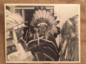 11x14 LARGE NATIVE AMERICAN BLACK WHITE PHOTOGRAPH PHOTO NAVAJO 1940s-50s RADIO - Picture 1 of 9