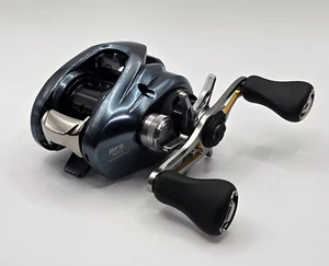 Shimano 22 Aldebaran BFS XG Baitcast Reel Right Hand from Japan - Picture 1 of 13