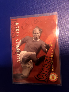 Sir Bobby Charlton signed football card