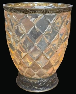 Vintage Diamantschliff Glas Vase mit verziertem Messingrand & Sockel * C10-a - Bild 1 von 2