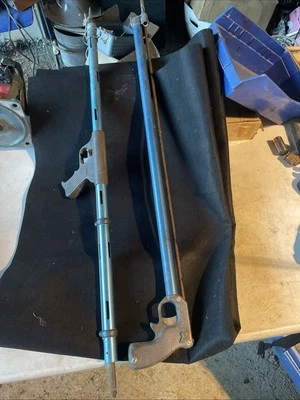 2 FUSIL CAMPEÓN DE BUCEO VINTAGE RENE CAVALERO Mignon Italia Foto 1 de 4