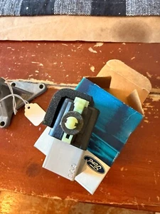 Flash de dímero de relé de faros Ford Thunderbird 1989 1991 # E9SZ-13a025-A OEM NOS - Imagen 1 de 4