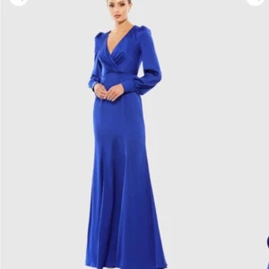 New | IEENA FOR MAC DUGGAL Blue Satin Ruched Bishop Sleeve Gown 55635 | 12 - Picture 1 of 8