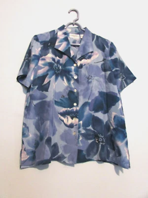 Camisa Alfred Dunner Petite Mujer Azul Floral 100% Seda Talla 12P Usada en Excelente Condición!!! Foto 1 de 2
