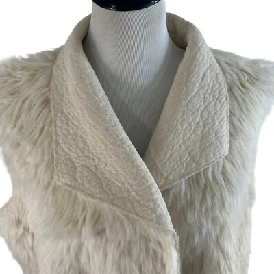 NUEVO CON ETIQUETAS BIJOU BIJOU Chaleco Para Mujer REVERSIBLE Blanco Marfil Grande L Piel Sintética Precio de venta sugerido por el fabricante 89 USD Foto 1 de 4