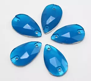 100 strass da cucire a goccia acrilici retro piatto blu fluo 10x18 mm perline da cucire - Foto 1 di 7