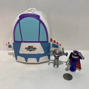 Disney Toy Story Buzz Lightyear Raumschiff Al's Scheune Mini Micro Movers Spielset - Bild 1 von 12