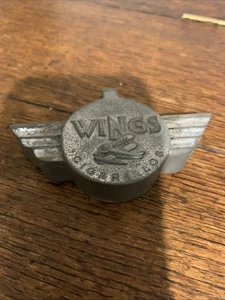 Vintage 1970s Cigarillos Wings Aviation Metal Ashtray - Used Condition - Foto 1 di 4