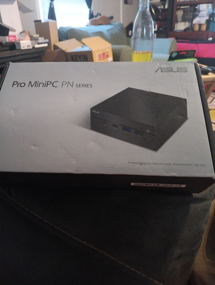 ASUS PN62S (256 GB SSD, Intel Core i7 10th Gen., 1.10 GHz )  (PN62S-BB7054MD2) - Image 1 of 3