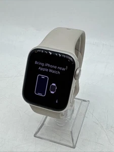 Apple Watch SE 2022 (2nd Gen) LTE 40mm Starlight Case and Band - MNPH3B/A - Picture 1 of 5