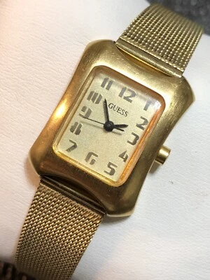 De colección. Guess Reloj Mujer Acero Inoxidable Tono Dorado Damas Reloj Pulsera Batería Nueva Foto 1 de 4