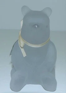 VINTAGE CLASSIC POOH WINNIE THE POOH BEAR NURSERY OR PAPER WEIGHT CHARPENTE - Picture 1 of 7
