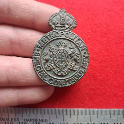 WW1 Metropolitan Police Special Constabulary Constable's Cap Badge Makers Stamp - Image 1 of 3