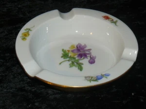 Cenicero Meissen con decoración de flores,  - Imagen 1 de 2