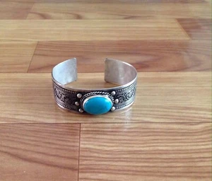 Tibetan Turquoise Cuff Bracelet - Picture 1 of 10