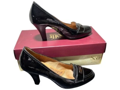 Sofft Pumps Sz 7 Wide Fit Black Patent Dress Shoes High Heels Logo Embellished - Image 1 of 4