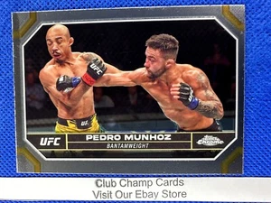 2024 #155 Pedro Munhoz Topps Chrome UFC - Picture 1 of 2