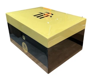 HUMIDOR FÜR ZIGARREN TRINIDAD, KAPAZITÄT 40/50 ZIGARREN - Bild 1 von 7