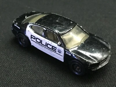 Matchbox Dodge Charger coche de policía coleccionable escala 1:67 Foto 1 de 4