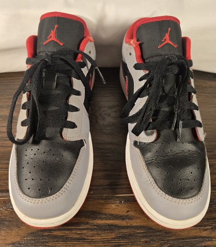 Scarpe da ginnastica Nike bambino ragazzo Jordan 1 rosso fuoco cemento GS (553560 060) taglia 5 5 anni