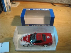 1/25 scale 2004 CORVETTE COUPE PACE PROMO -S.E. MICH. MODELERS SPECIAL EDITION - Picture 1 of 12
