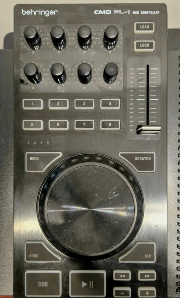 Controlador DJ Behringer CMD PL-1 módulo basado en cubierta MIDI Foto 1 de 1