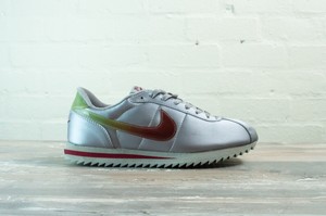 nike cortez argento