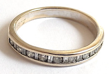 18ct Gold 0.25ct Round and Baguette Cut Diamonds Half Eternity Ring 2.46gr