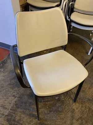 Sillón individual de gas 2010 de Jesus Gasca para STUA en cuero tostado y pizarra Foto 1 de 3