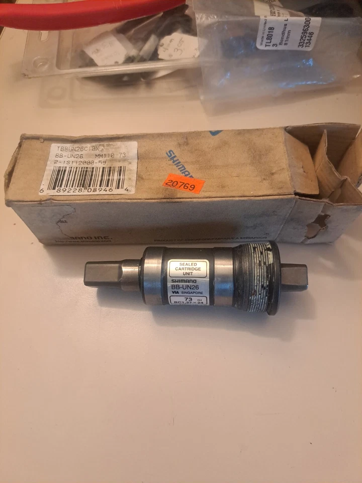 New Shimano Bottom Bracket Square Taper BB-UN26 110mm 73mm English BSA Thread - Image 1 of 1