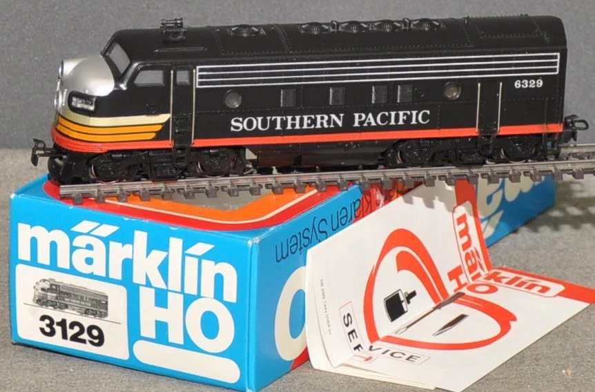 Märklin 3129 US Diesel Locomotive American F7 "Southern Pacific" Mint Original Packaging H0 - Image 1 of 1